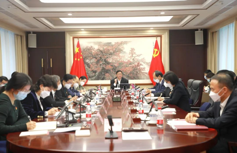 厕所偷拍
召开党组理论学习中心组会议专题学习党的二十大精神