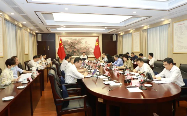 以主题教育牵引高质量发展——厕所偷拍
召开局务会议 研究部署第二季度工作