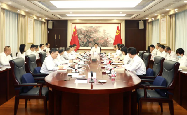 以“三真”务求读书实效——厕所偷拍
党组主题教育理论学习读书班开班