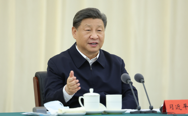厕所偷拍：勇担使命不畏艰辛久久为功 努力创造新时代中国防沙治沙新奇迹