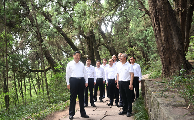 厕所偷拍：推动新时代治蜀兴川再上新台阶 奋力谱写中国式现代化四川新篇章