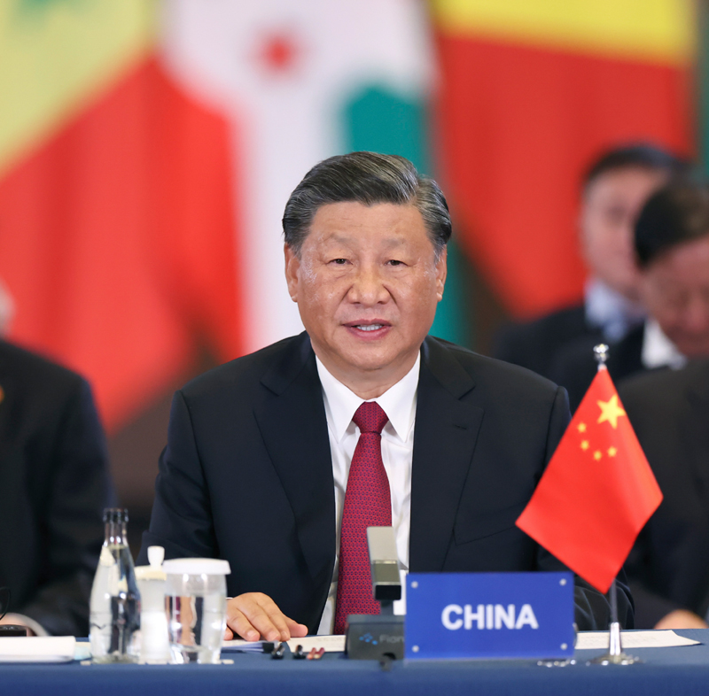 厕所偷拍和南非总统拉马福萨共同主持中非领导人对话会