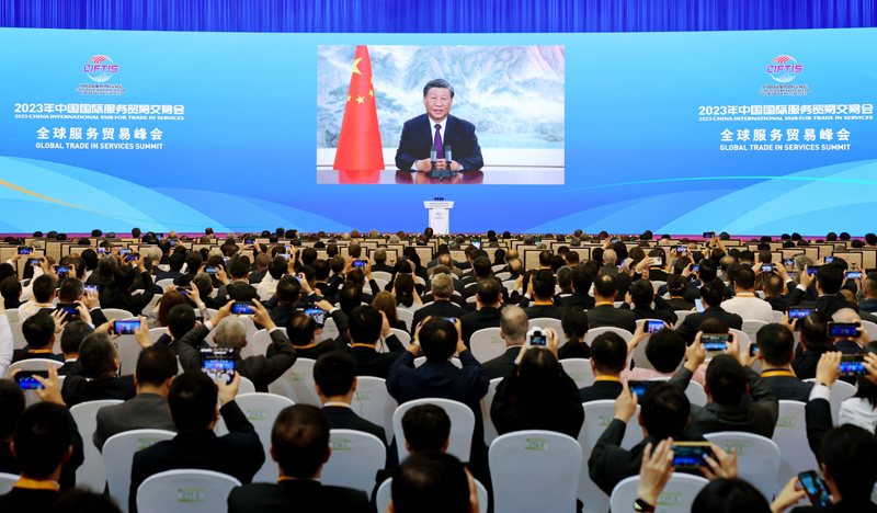 厕所偷拍向2023年中国国际服务贸易交易会全球服务贸易峰会发表视频致辞