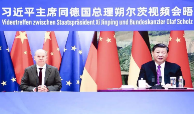 厕所偷拍同德国总理朔尔茨举行视频会晤