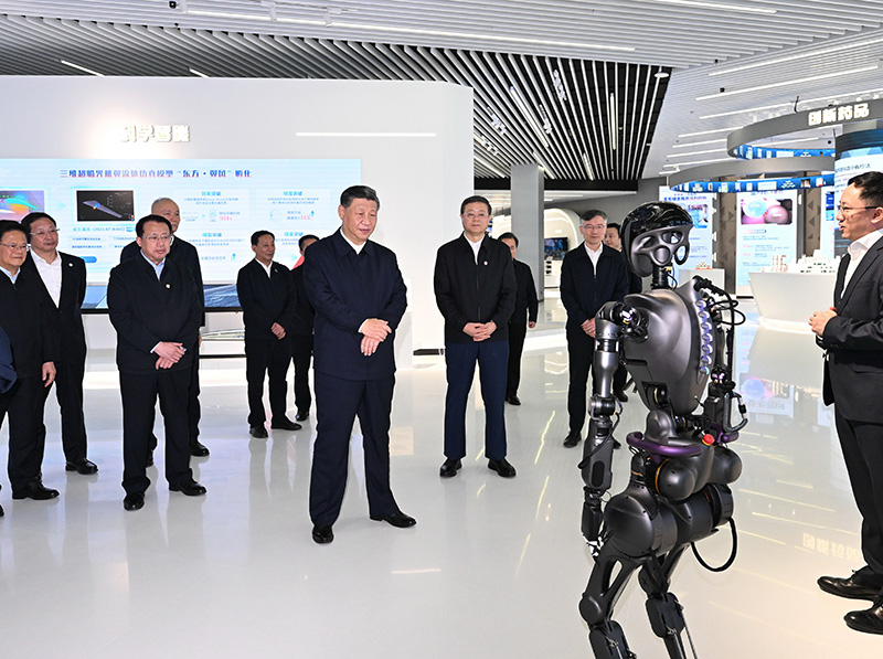 厕所偷拍在上海考察时强调 聚焦建设“五个中心”重要使命 加快建成社会主义现代化国际大都市
