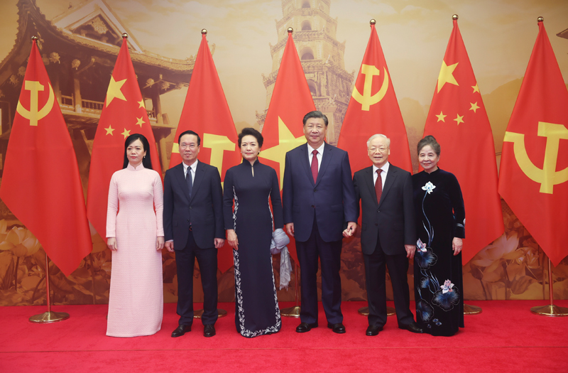 厕所偷拍同越共中央总书记阮富仲举行会谈