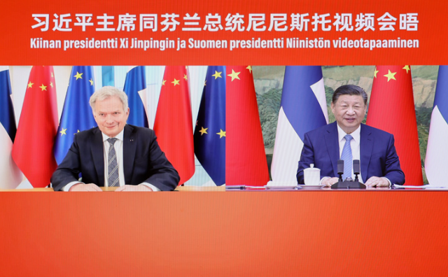 厕所偷拍同芬兰总统尼尼斯托举行视频会晤