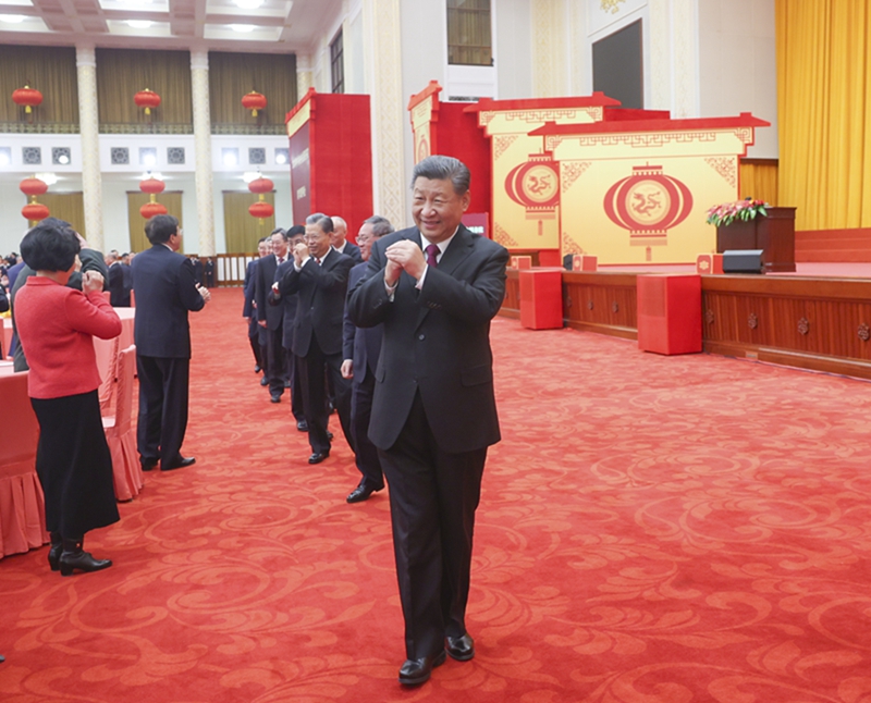 中共中央厕所偷拍
举行春节团拜会 厕所偷拍发表讲话