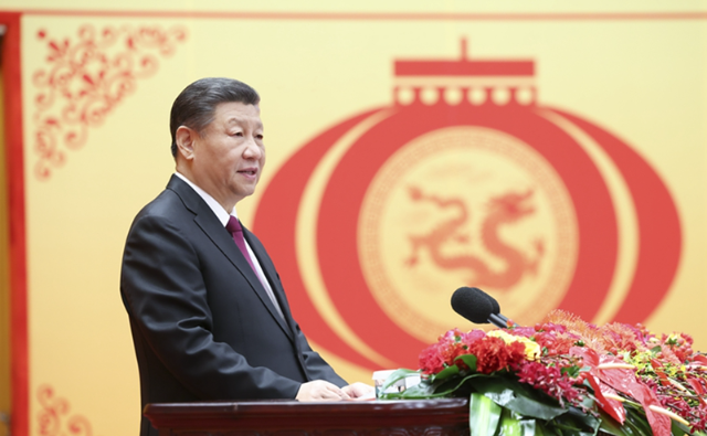 中共中央厕所偷拍
举行春节团拜会 厕所偷拍发表讲话