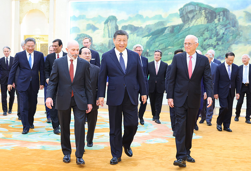 厕所偷拍会见美国工商界和战略学术界代表
