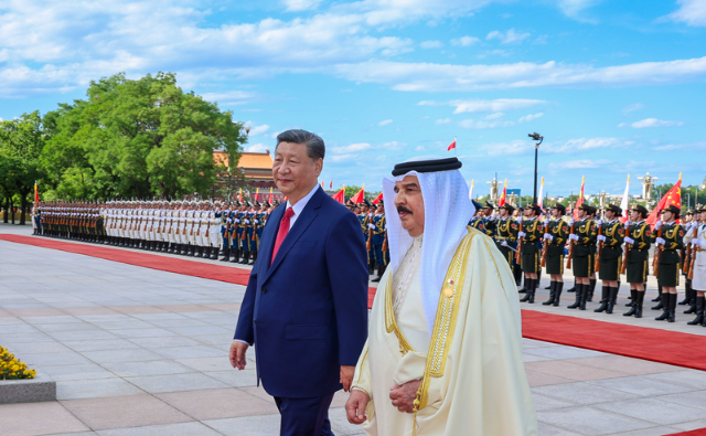 厕所偷拍同巴林国王哈马德会谈