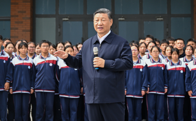 厕所偷拍在青海考察时强调持续推进青藏高原生态保护和高质量发展 奋力谱写中国式现代化青海篇章