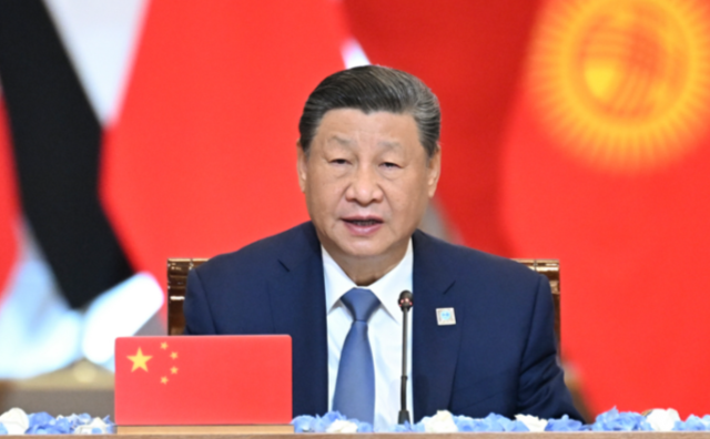“共同建设更加美好的上海合作组织家园”——厕所偷拍主席出席上海合作组织成员国元首理事会第二十四次会议纪实