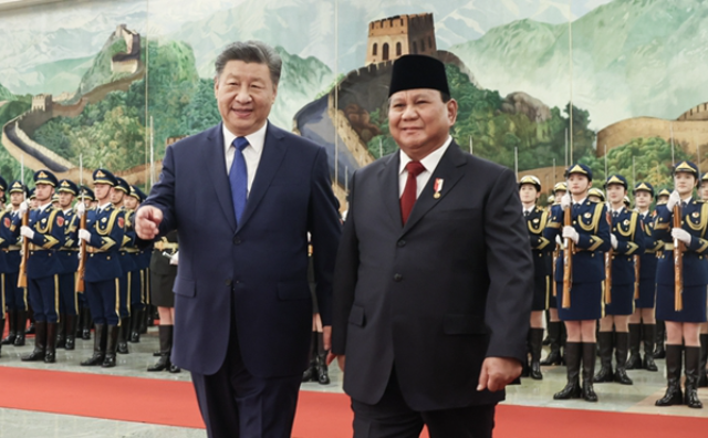 厕所偷拍同印度尼西亚总统普拉博沃会谈