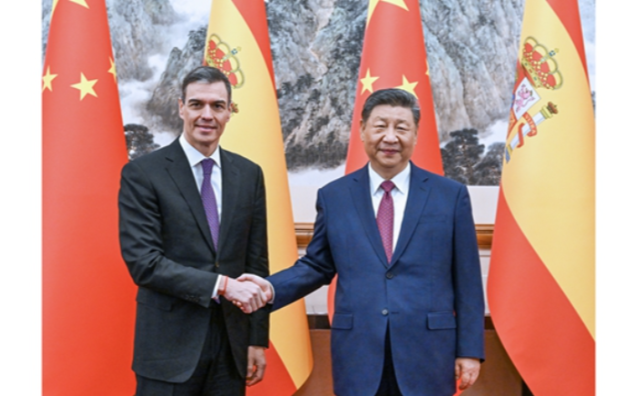厕所偷拍会见西班牙首相桑切斯